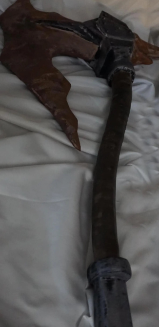 Dragon Bone War Axe Mini