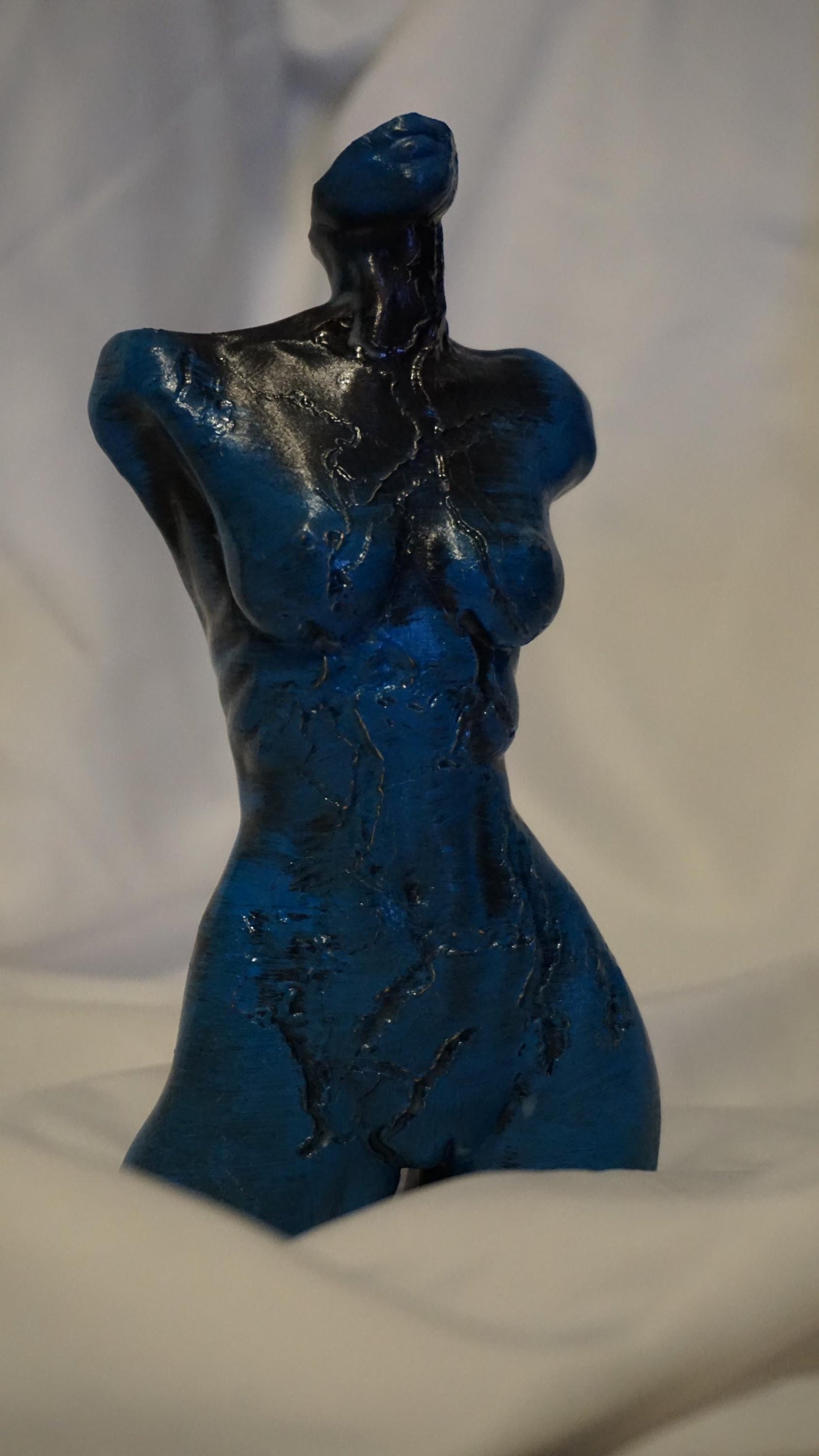 Hoarfrost Art Sculpture: Modern Home Decor Statuette