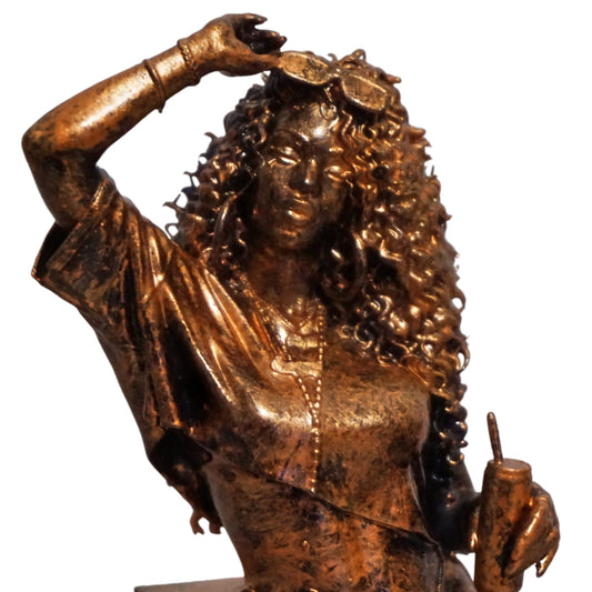 Female Gamer Bust, Miami Crime Game Inspired Cover Girl Statue, Collector Display Decor