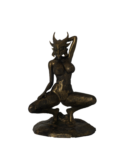 Daedric Dragon Hunter Woman Statue Mature Version