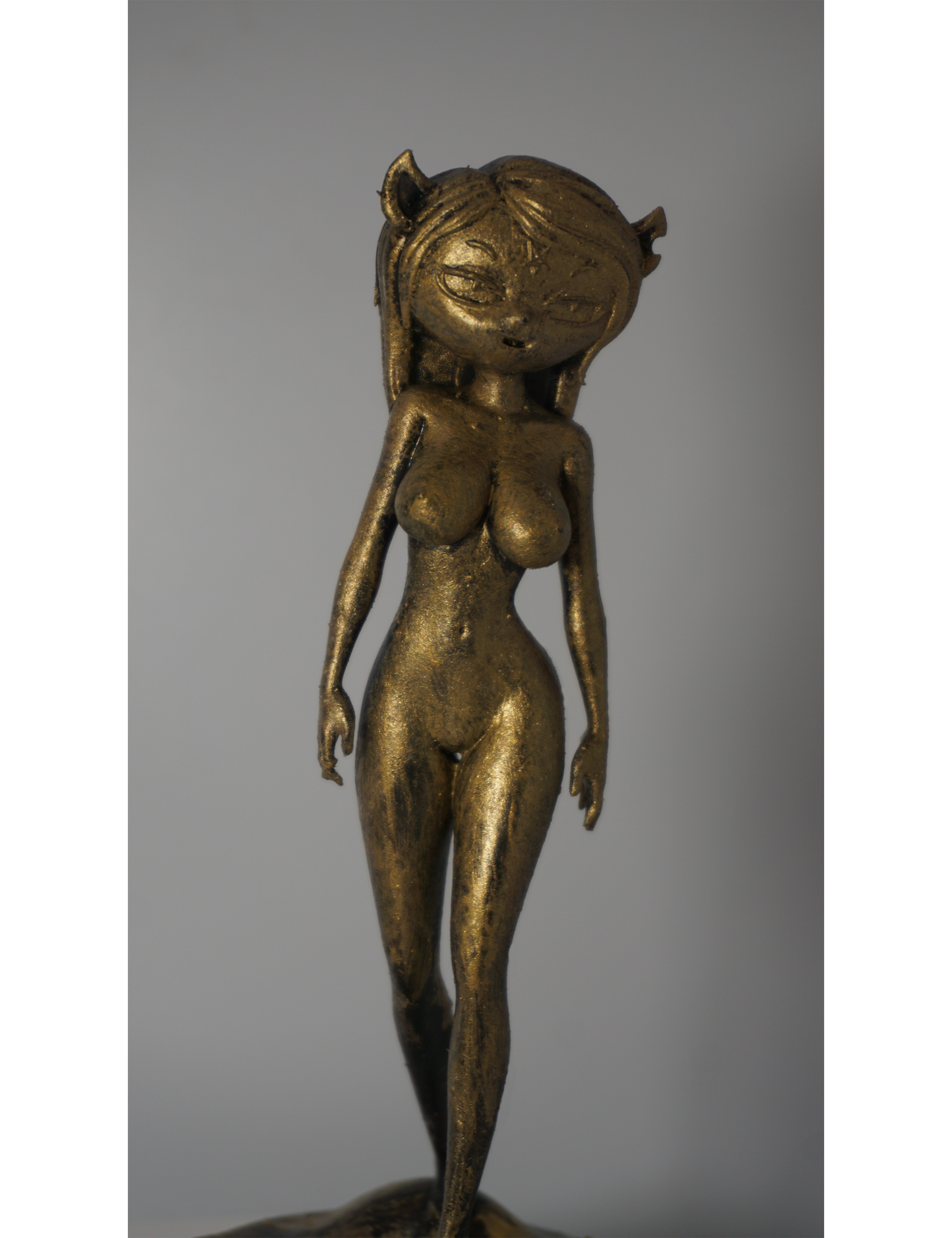 Claire From the Summoning Statue