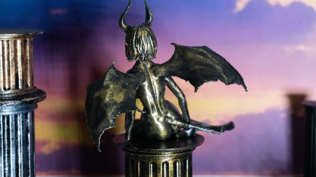 Demonic Succubus Statue, 3D Printed PLA Sculpture, Tabletop Decoration