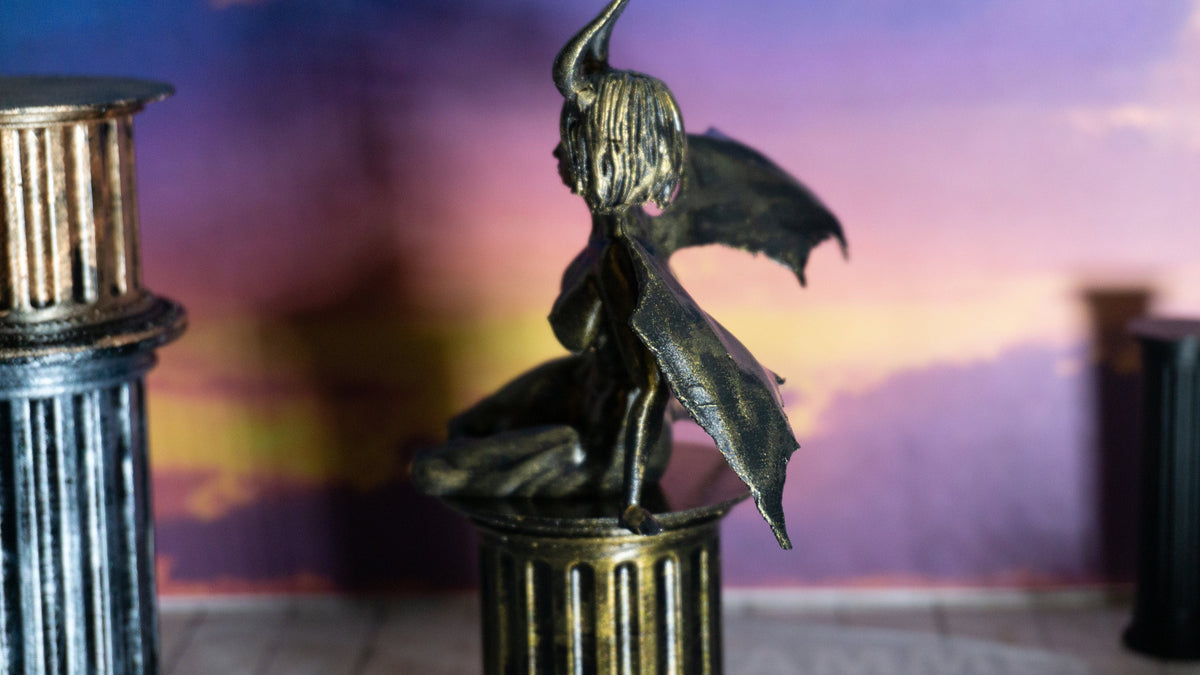 Demonic Succubus Statue, 3D Printed PLA Sculpture, Tabletop Decoration