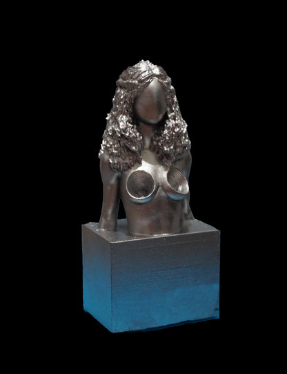 Hollow Beauty Bust