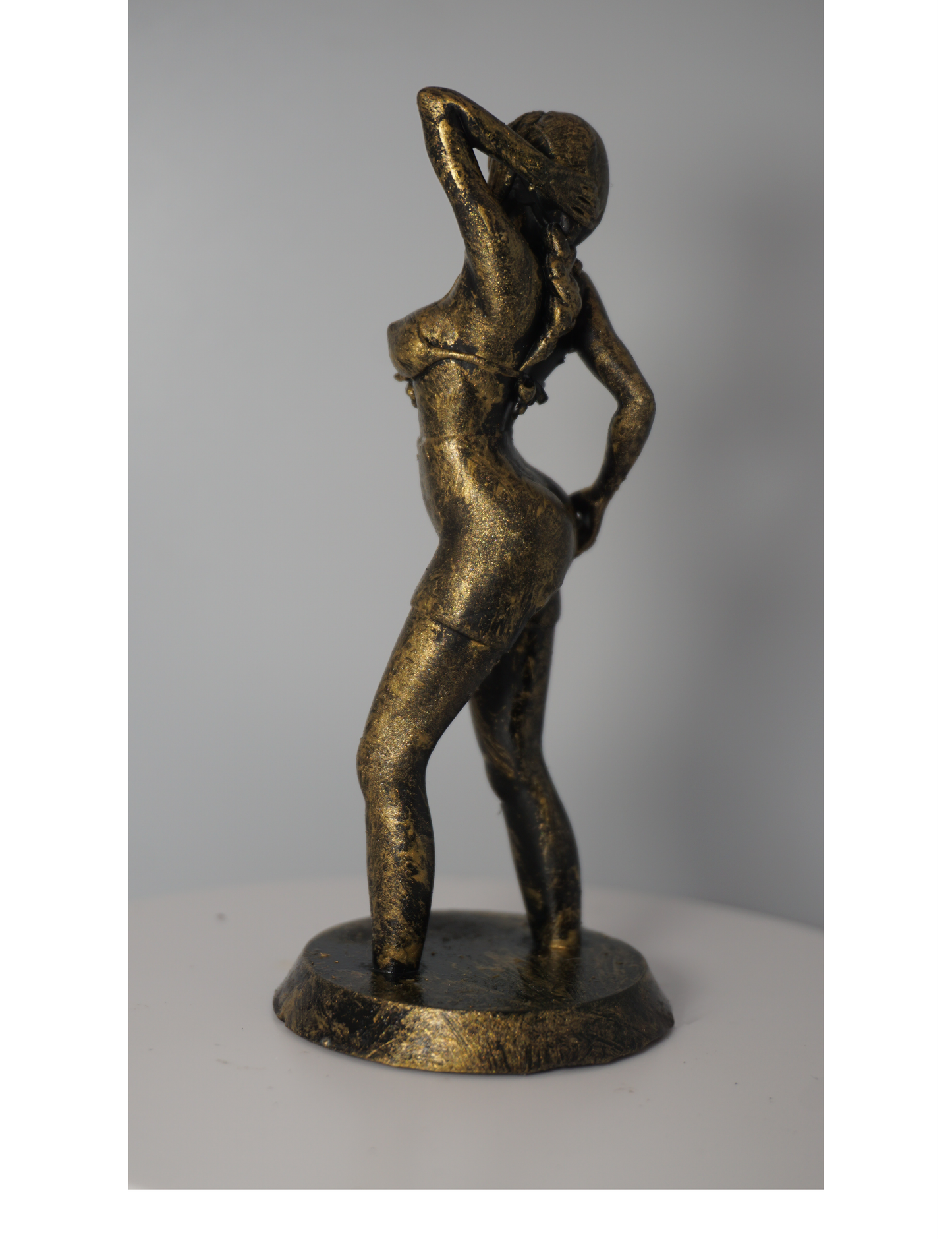 Anime Makima Statue