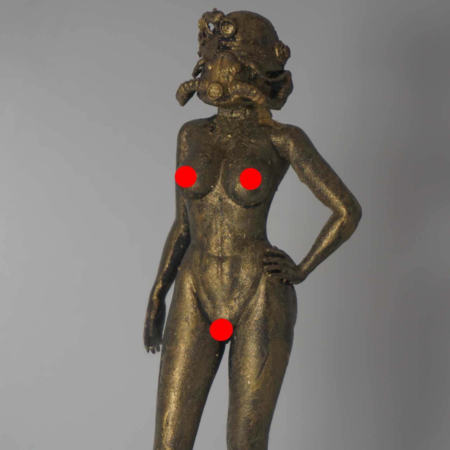 Paladin of steel Woman Statue Mature Version