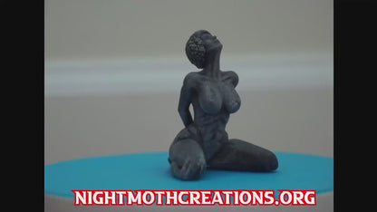 Galactic Captive – Tribute to the Rebel Spirit Statue